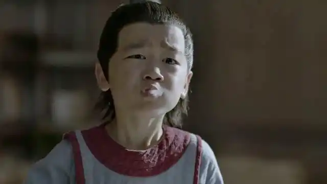 庆余年:小范闲真好养,五竹切一碗生萝卜丝,直接给他当饭吃