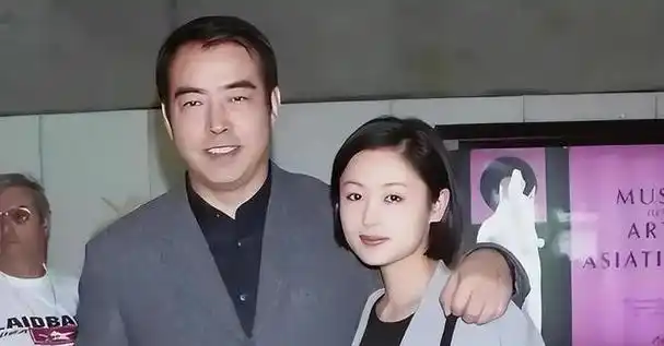 被一碗红烧肉追到手,嫁给大16岁的陈凯歌,陈红为爱牺牲了太多!