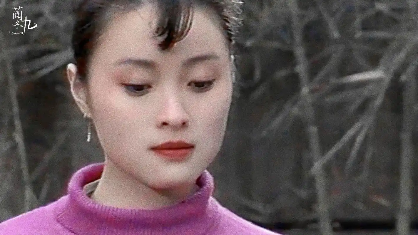 吴越年轻时的美照,梨花带雨,我见犹怜