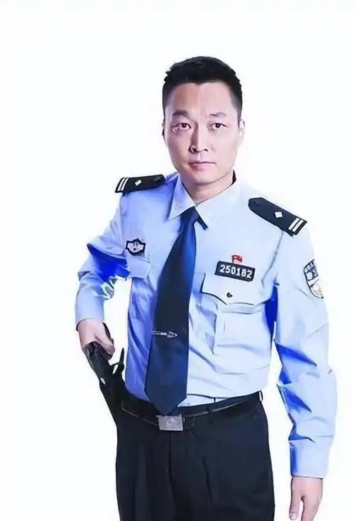 2019年厦门民警查出白血病,嫌犯再三请求:让我捐骨髓,我想救他