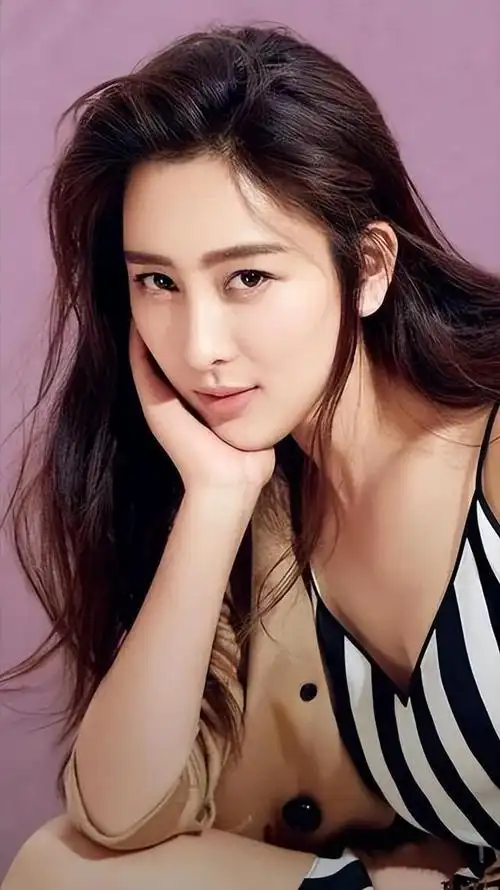 43岁马苏现状:脸大腰粗放弃身材管理,落魄至今无戏可拍