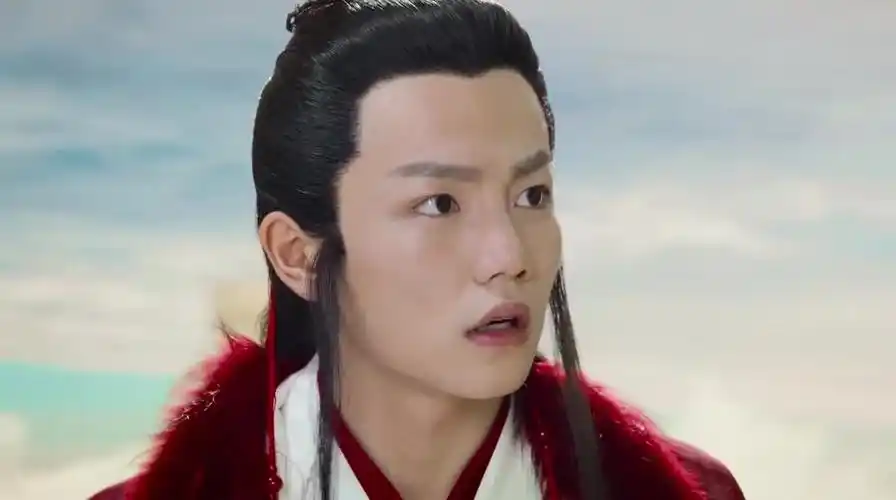 香蜜:月老请萝卜精吃炒油菜,立马哭了,这不是韭菜妹妹的情郎吗