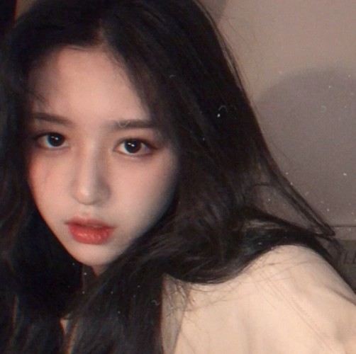 2020年10月20日 21:32   关注  女生头像 真人头像 三次头像 评论