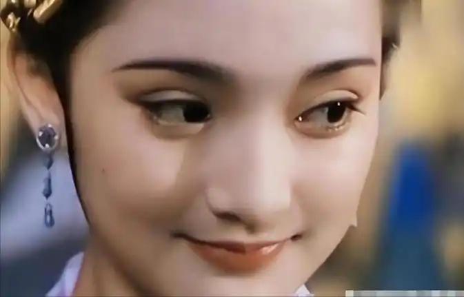 回顾周迅万花丛中过片叶不沾身如今还是精灵少女模样