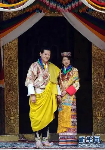 不丹最帅国王携王妃新婚后首次访日组图