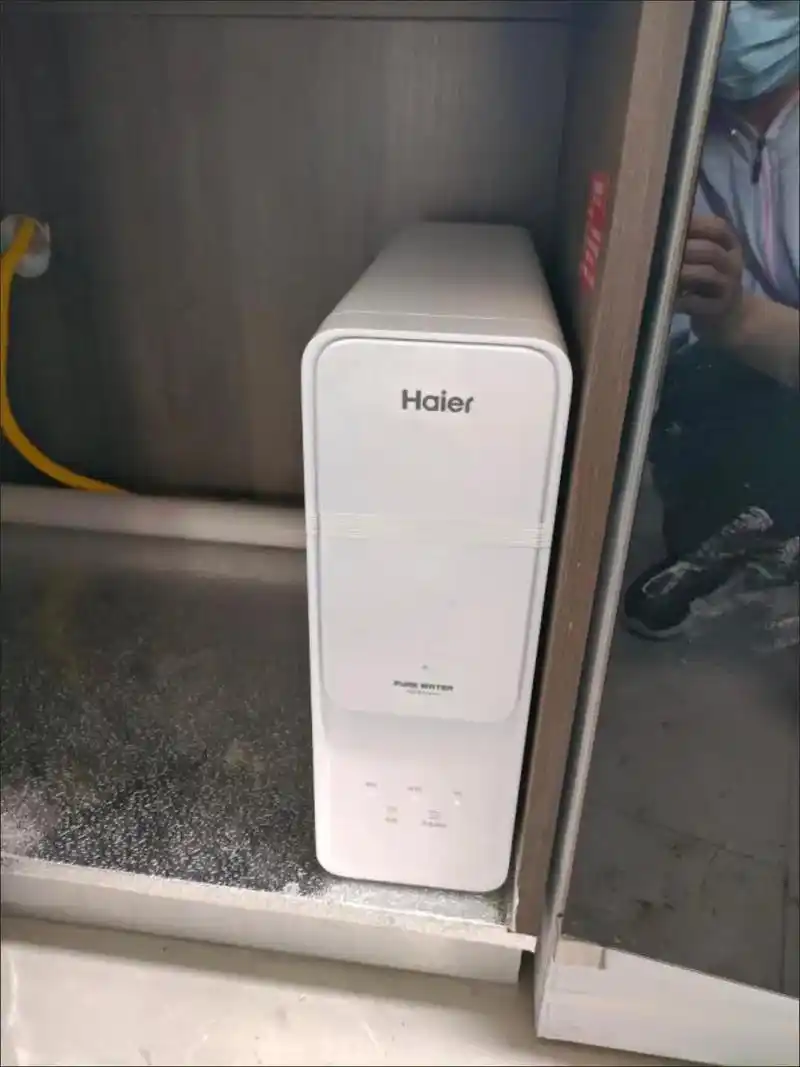 今年在海尔京东自营店购买的净水器让我居家这段期间喝水无忧!国 - 抖