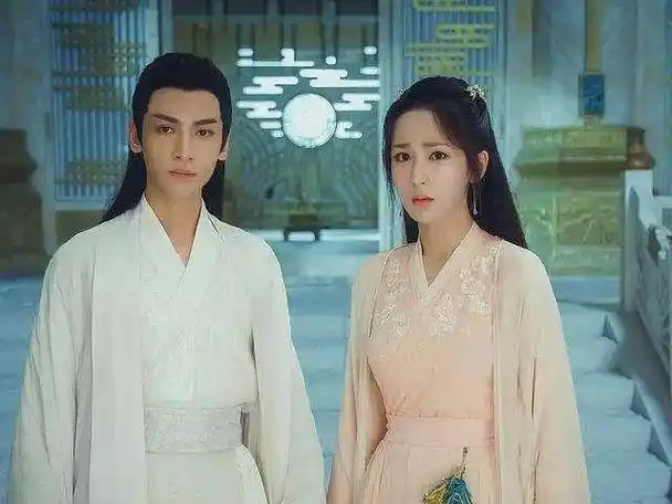 陈钰琪真的喜欢罗云熙吗 一个罗云熙都带不动的神奇女主(6)