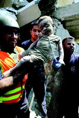 以军空袭黎巴嫩南部村庄加纳,造成至少60人死亡,其中包括37名儿童