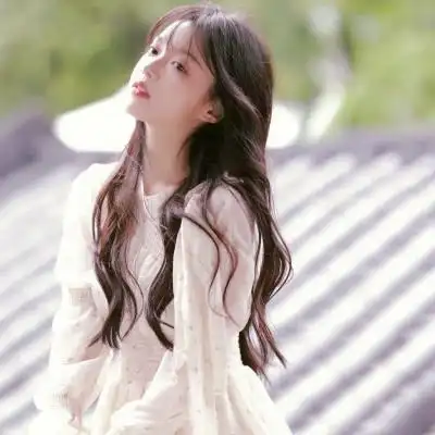 qq头像女生清新高清好看图片115张