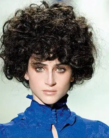 非主流爆炸头的打理方法 非主流女生爆炸头发型图片(3)