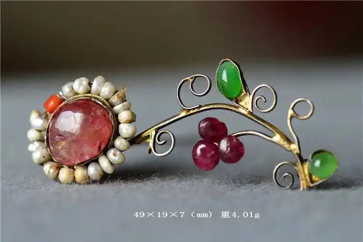 清代老银鎏金镶嵌老碧玺老红宝老珍珠胸针