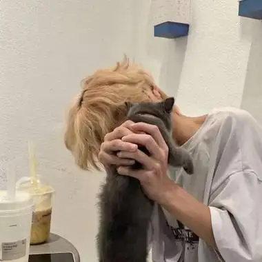 qq头像个性网男生清新头像 男生头像图片大全 -【爱个性】