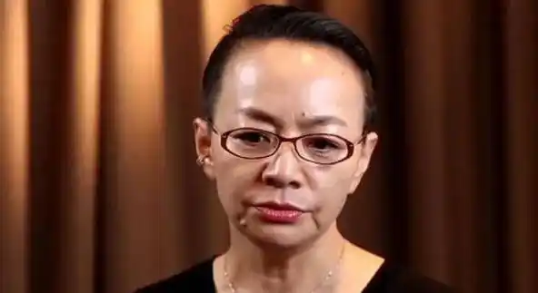 英达:不认儿子巴图20年,为何在大舅哥死后,立马把他的电脑搬走_宋丹丹