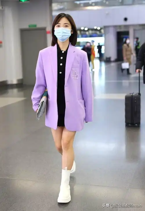 紫色饱和度偏低的颜色有很多,浅紫色便是其中一种.