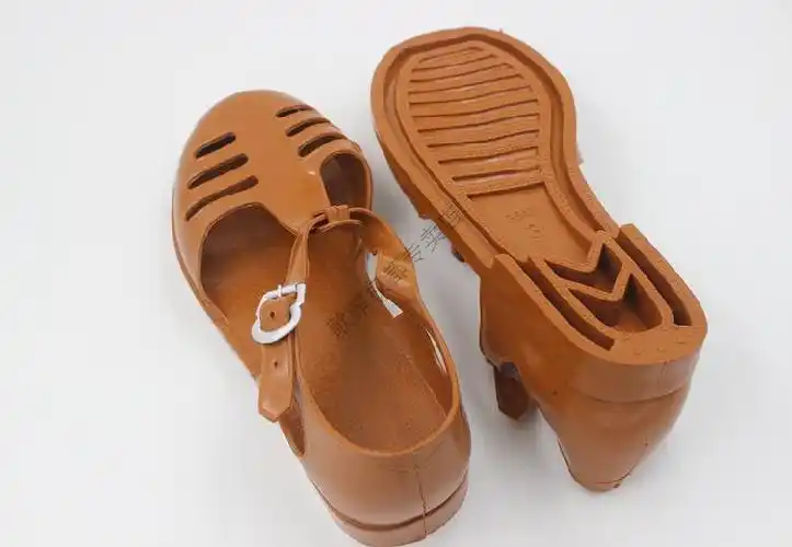 猪笼鞋男懒人拖鞋大夏天解放塑料猪笼鞋监狱风云同款鞋驾驶员胶凉鞋