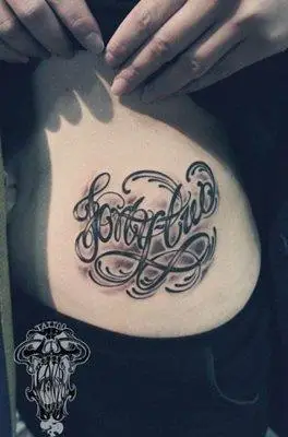 肚子上有妊娠纹可以纹身吗腹部遮妊娠纹好看的纹身图案大全