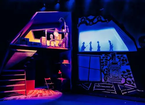 导演潘思齐打造首部创新非遗儿童舞台剧《时空里的光芒》__凤凰网