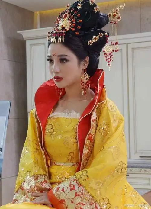 安乐公主李裹儿唐朝第一美人为何最后贬为庶人被诛杀