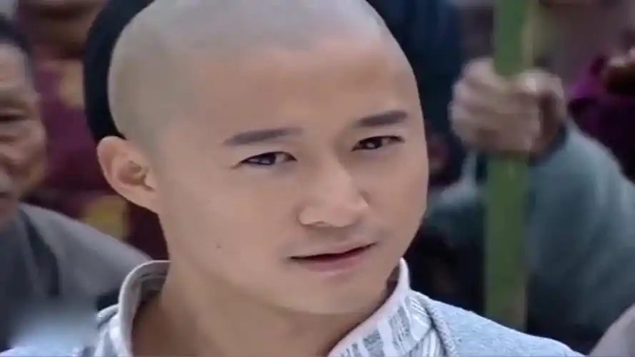 南少林女侠比武招亲吴京上台挑战白白捡了个漂亮老婆