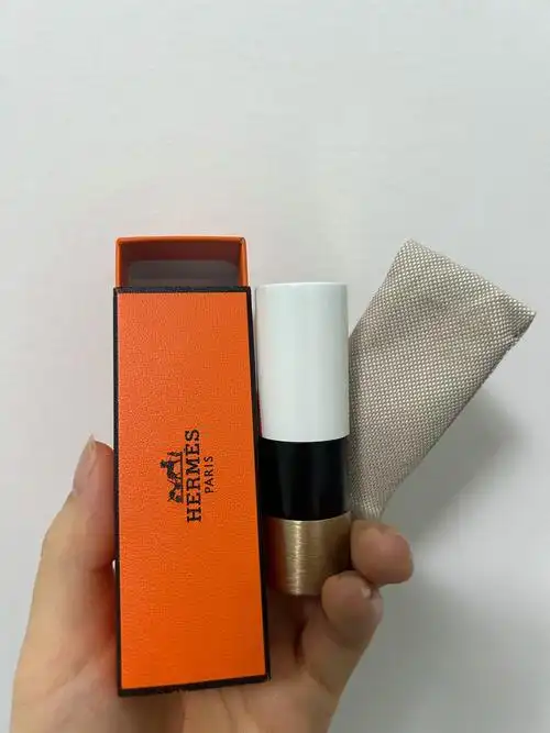现货 爱马仕缎光唇膏17#33#64#75哑光口红27#46#68限量版hermes