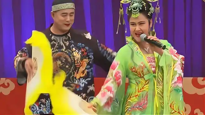 喜欢二人转的一定要来看!小豆豆献唱《刘金锭观星》,听完好过瘾