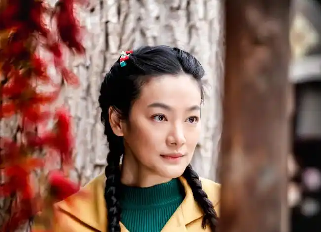 方柏霓是哪里人多大年龄哪年出生原名方芳个人资料简历曝光