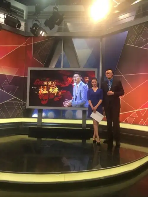 刘星宇图片   央视主持人刘星宇图片