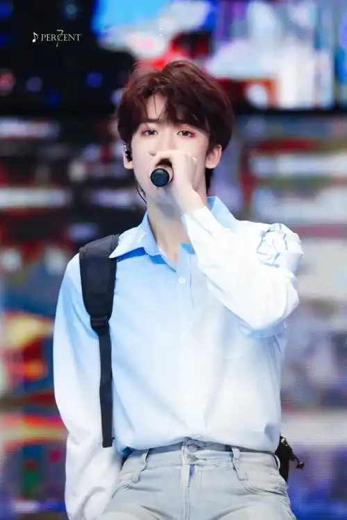 邓佳鑫 三代第一vocal