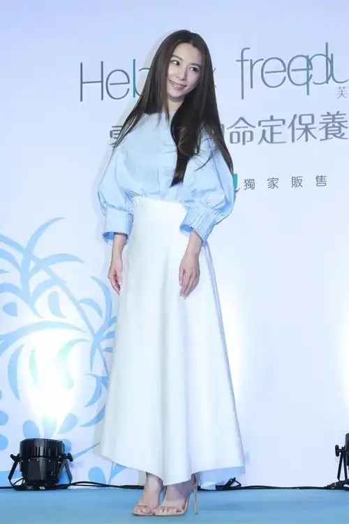 田馥甄着迷土味情话 调侃自己"疯掉"才会演电影