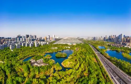 中国四川成都环球中心锦城公园周边全景航拍图