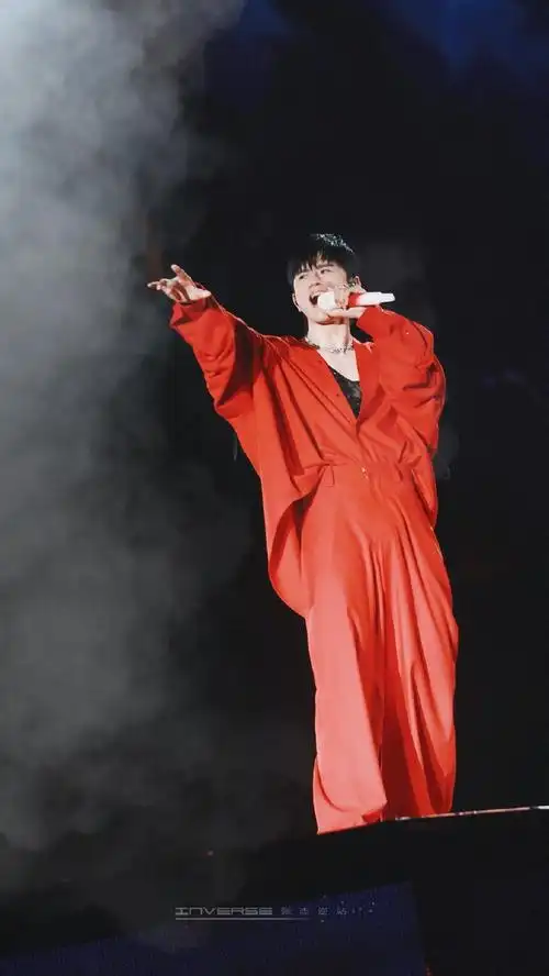 张杰三生三世蒙眼杀##张杰未live开往1982巡回演唱会