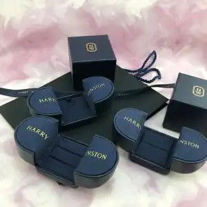 winston钻戒盒海瑞温斯顿首饰包装盒子12人付款55