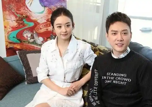 冯绍峰带儿子想想参加亲子运动会,正面照曝光