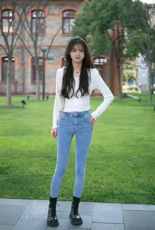 校园女神穿搭合辑,成熟,时尚或是精致,总有一款适合你!