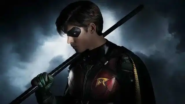 dc公司2018科幻英雄片《泰坦》夜翼-预告片