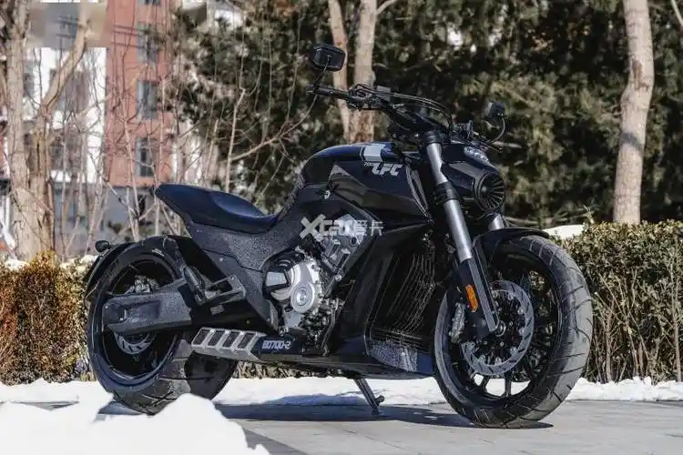 国产超级四缸巡航试驾奔达lcf700燎