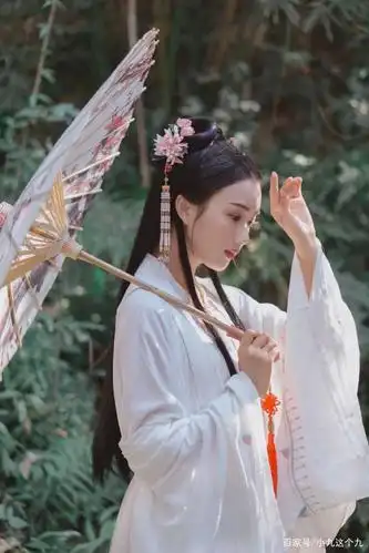 一组好看的汉服写真照怎么拍?