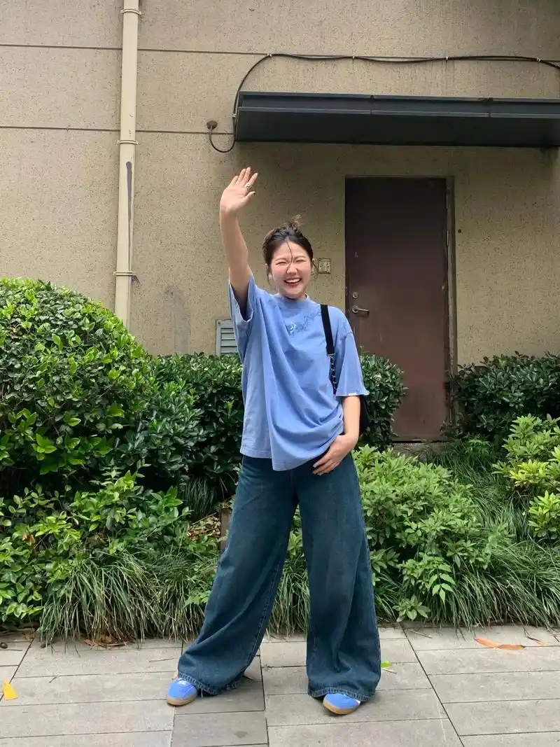 胖女生也要与众不同.身高165 体重140#微胖女生 #苹果 - 抖音