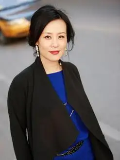 陈青霞(邬君梅饰演)