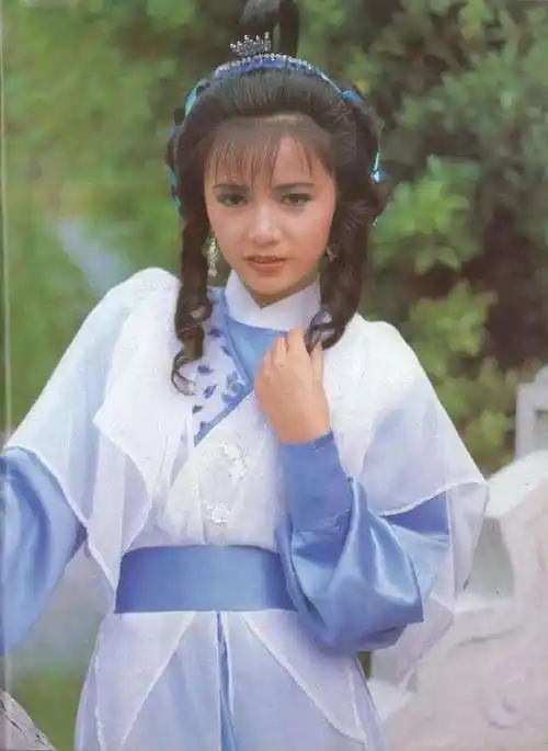 曾华倩古装剧照