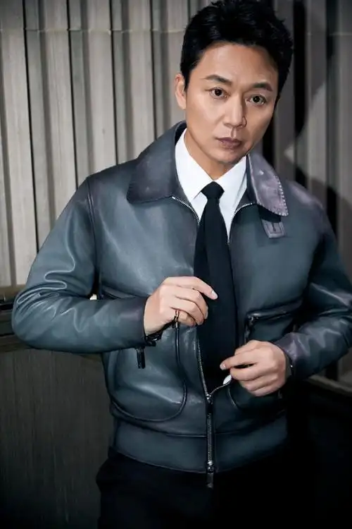 刘奕君超话又是帅出街的一天#artnews中文版创刊盛典