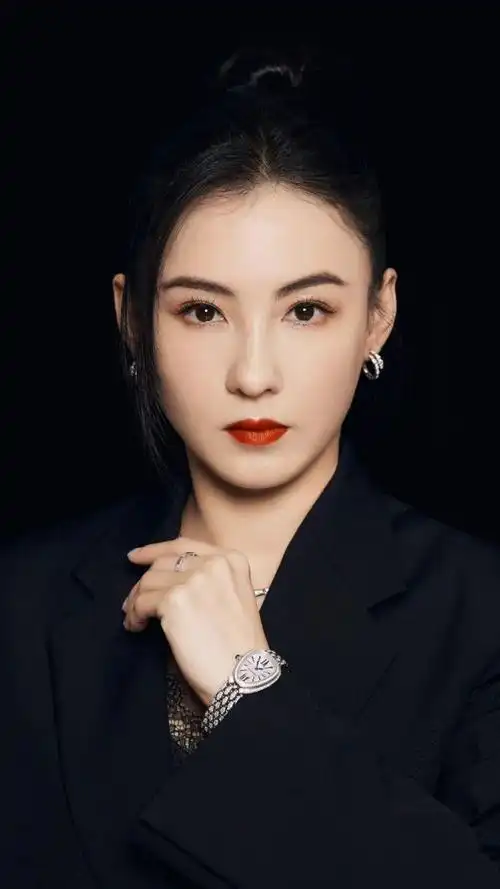 张柏芝美图欣赏,时光流逝容颜还在,岁月静好有你就好__财经头条