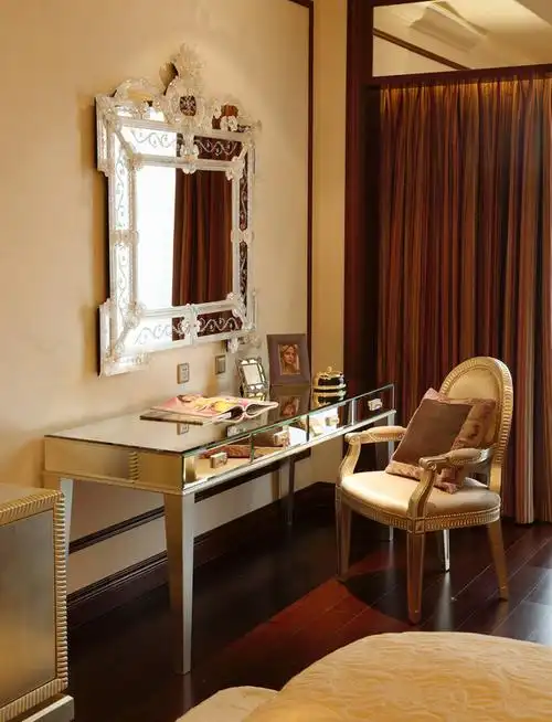 豪华古典欧式风格装修梳妆台设计图