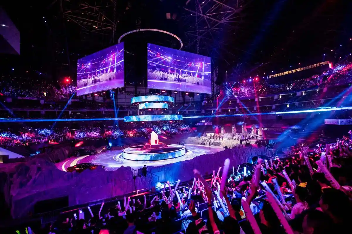 电竞云端"上海主场"迎千万级人气流量_比赛