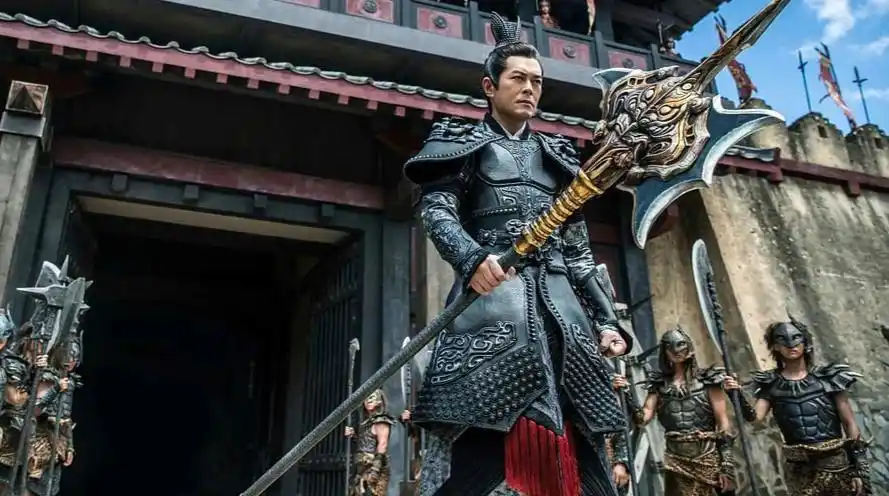 电影《真·三国无双》中的吕布(古天乐 饰)历史剧的选角,要比普顽剧