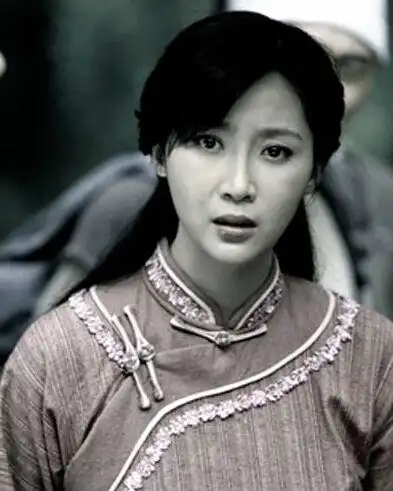 【图】赵子惠出演武工队传奇剧照欣赏 身着旗袍尽显妩媚