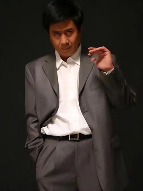 郭凯敏当红退隐误歧途11年2婚幸福美满儿子帅出新高度