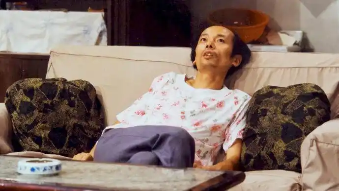 摘要:南京骨科医生就告诉记者,还真有人因为"葛优躺