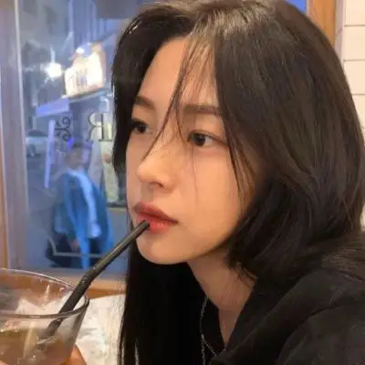 高冷气质女头像2020网红头像女高冷侧脸