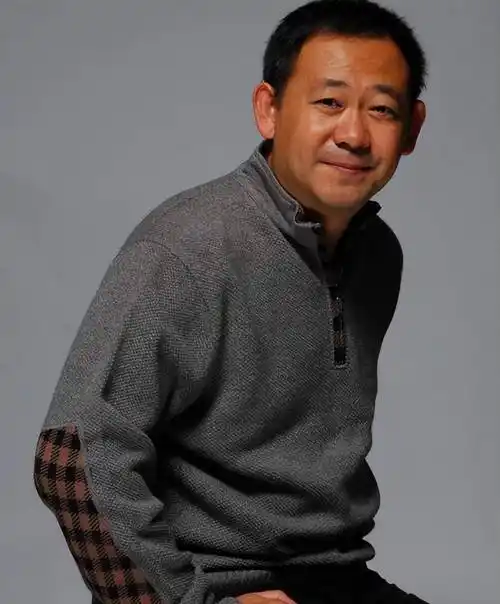 姜武:不同于花心哥哥姜文,37年只爱一人,与妻子恩爱如初_宋妍_家长